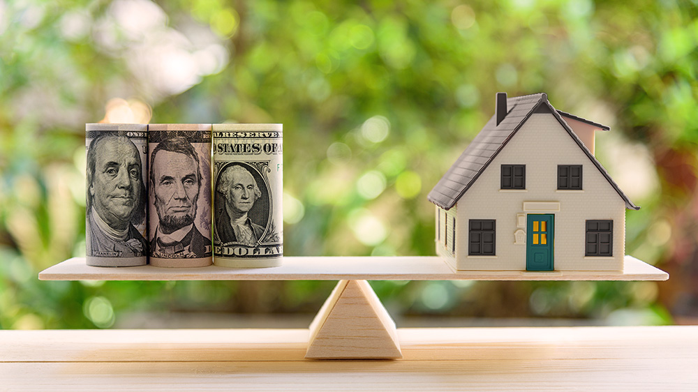 Buying a House with Cash - Pros and Cons